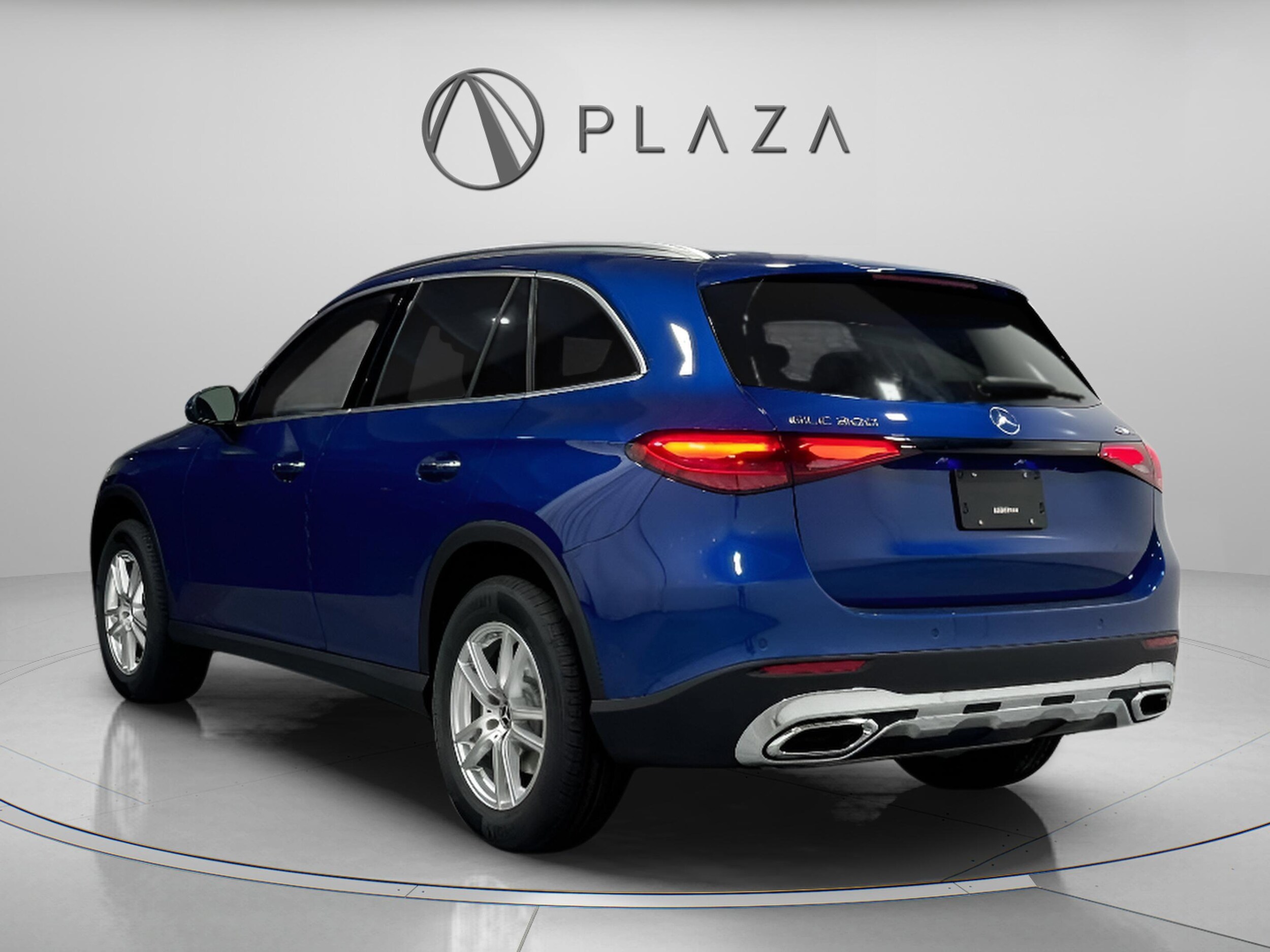 2026 Mercedes Benz GLC 300 4MATIC photo 3