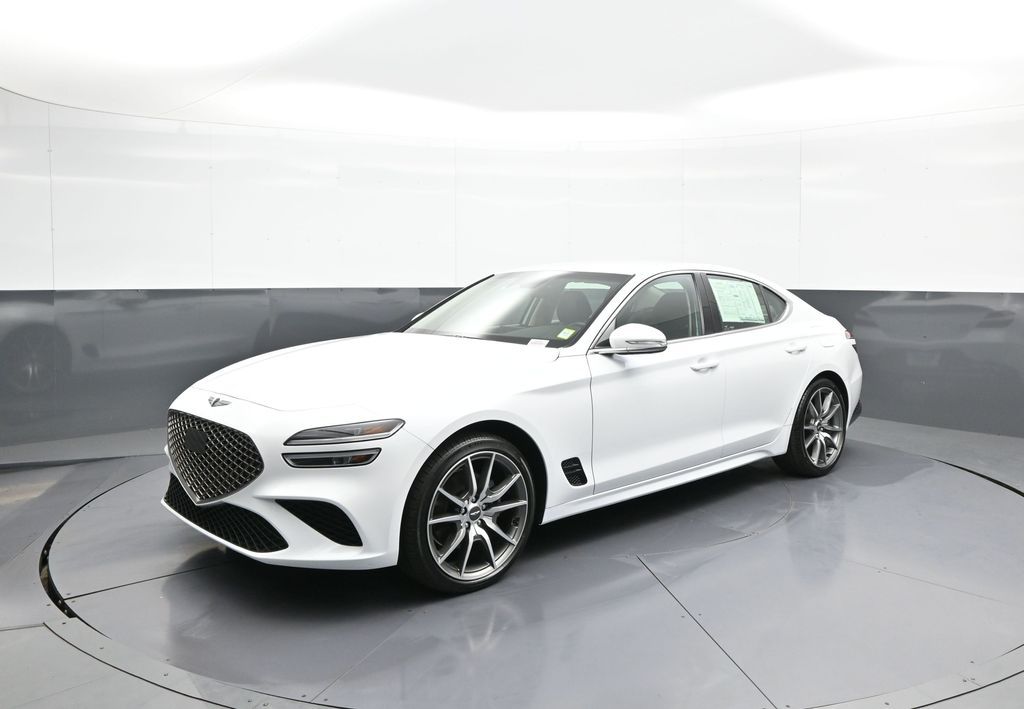 2023 GENESIS G70 Standard - Photo 10