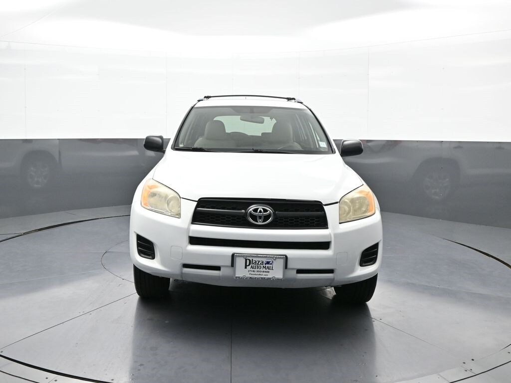 2010 Toyota RAV4 photo 2