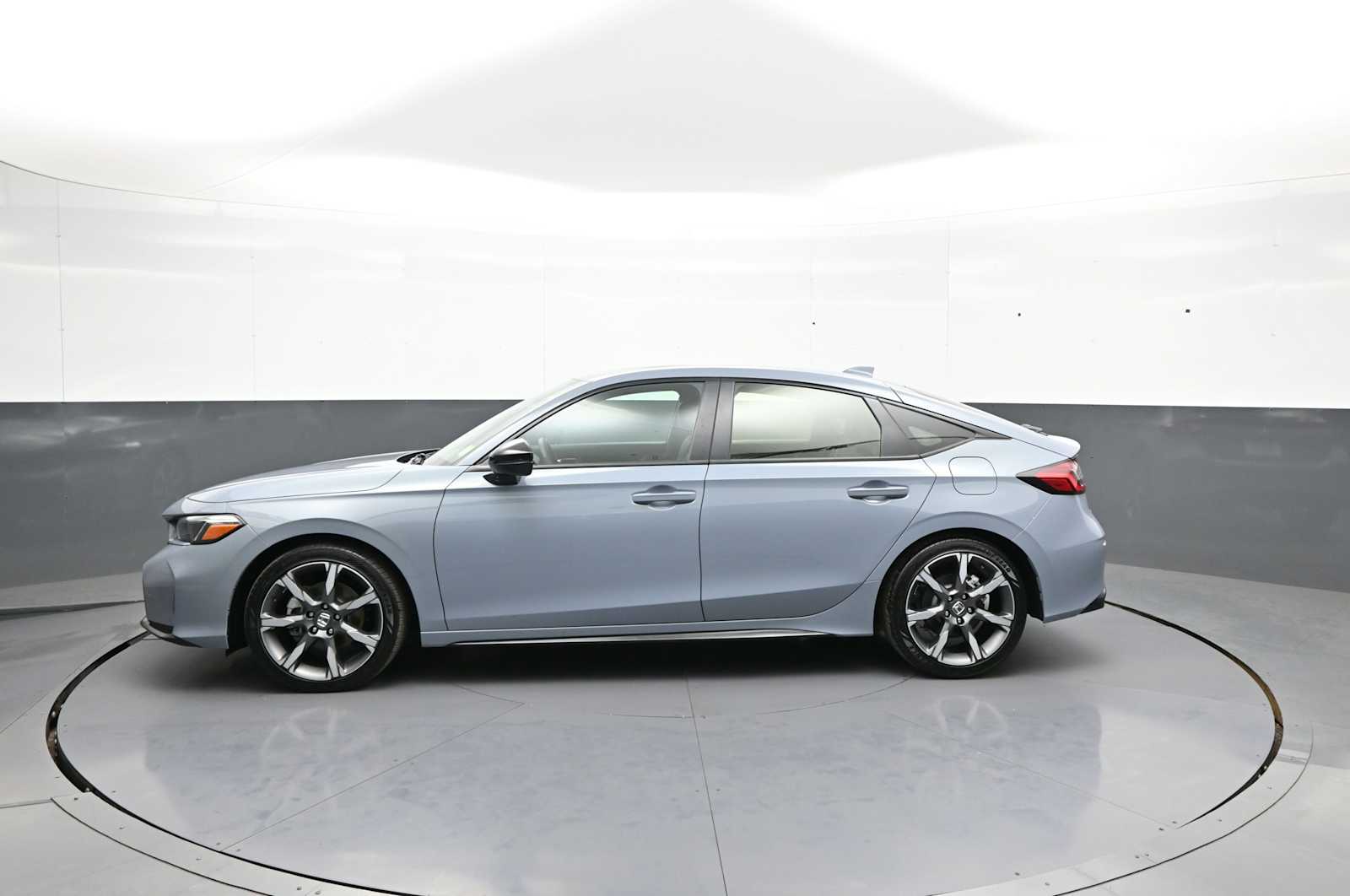 2025 Honda Civic Hatchback Sport Touring - Photo 9