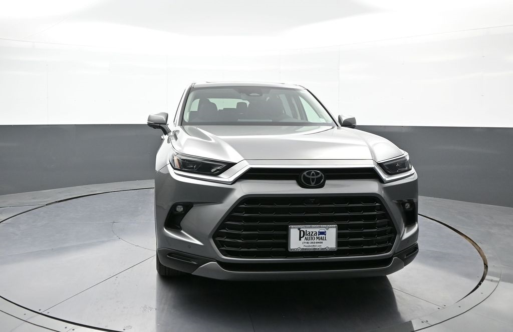 Used 2025 Toyota Grand Highlander Limited with VIN 5TDAAAB52SS081793 for sale in Brooklyn, NY
