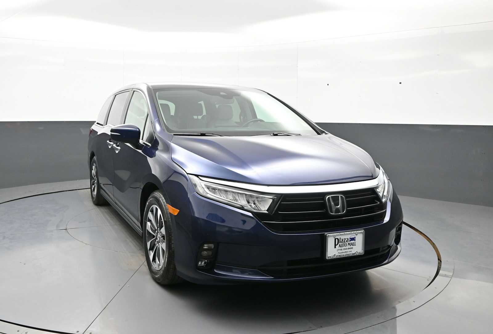 Used 2024 Honda Odyssey EX-L Auto