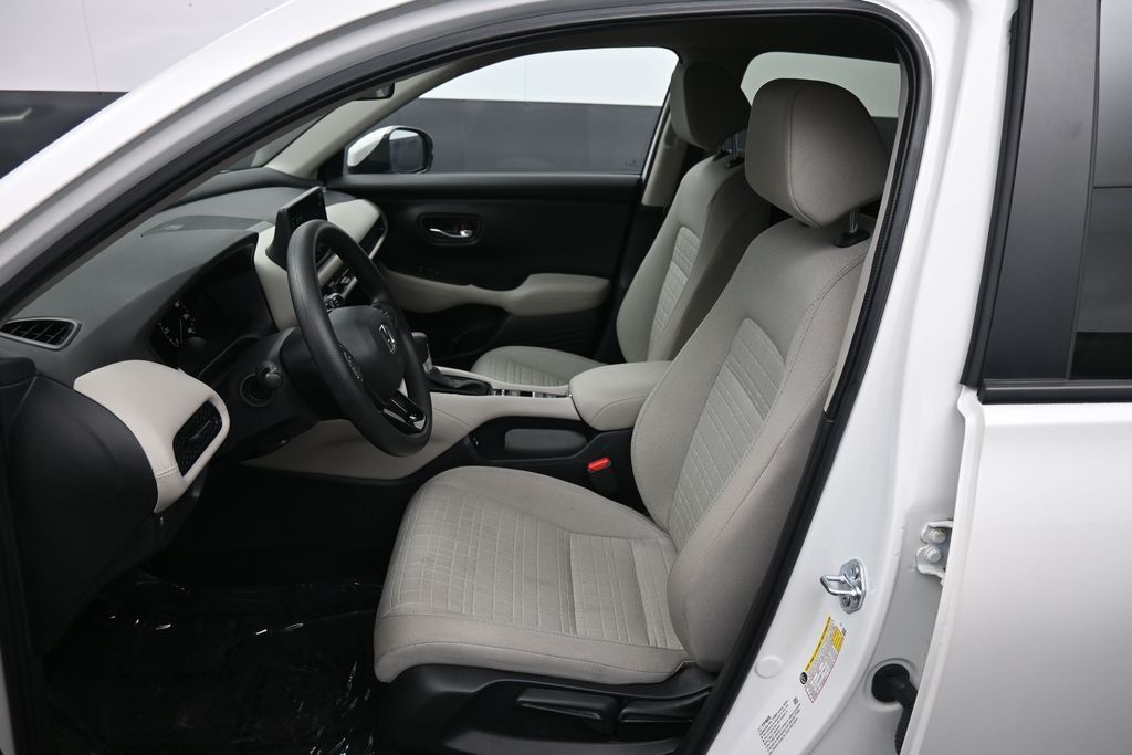 2026 Honda HR-V LX - Photo 17
