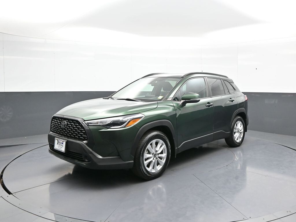 Used 2022 Toyota Corolla Cross LE SUV