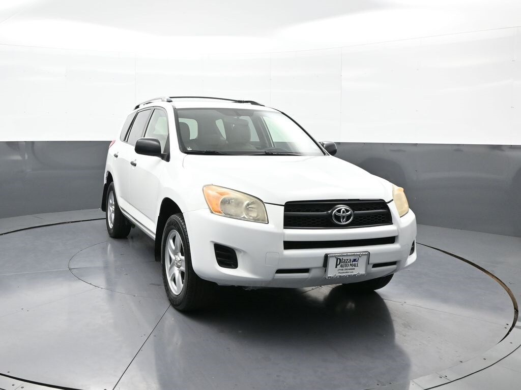2010 Toyota RAV4 photo 3