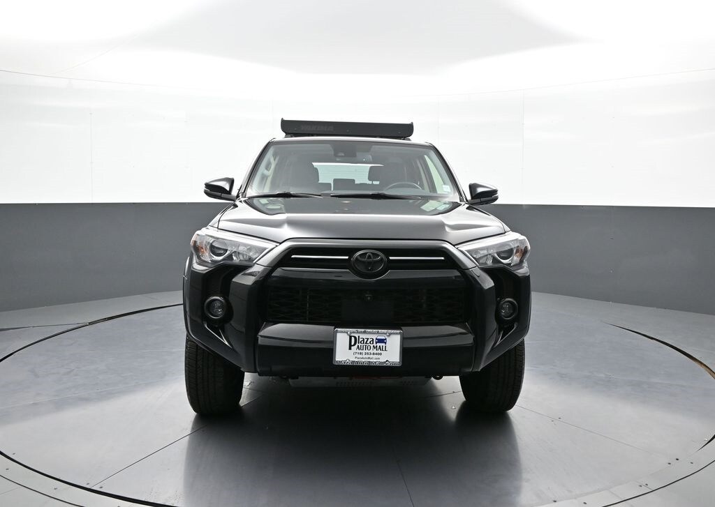 2024 Toyota 4Runner SR5 Premium photo 2