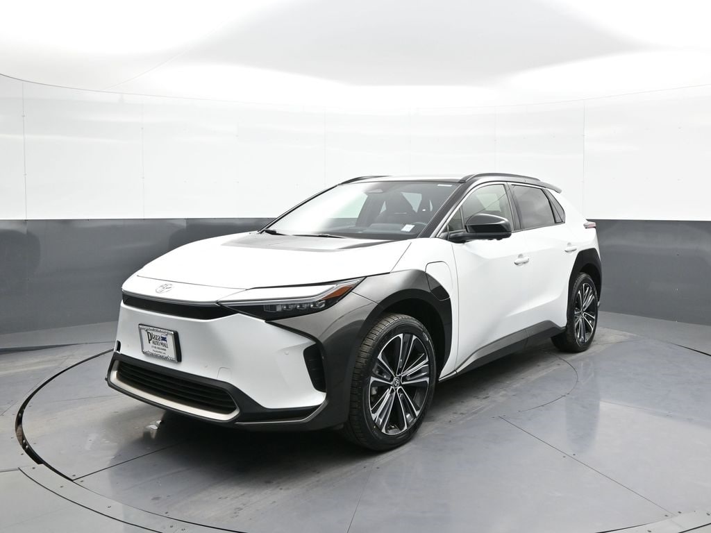 2023 Toyota bZ4X Limited's photo