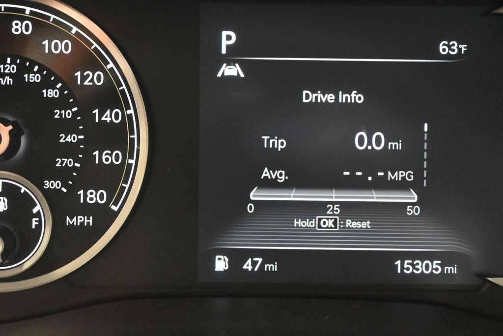 2023 GENESIS G70 Standard - Photo 16