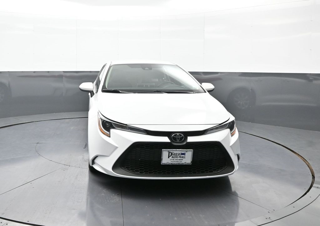 Used 2020 Toyota Corolla LE with VIN 5YFEPRAE6LP116488 for sale in Brooklyn, NY