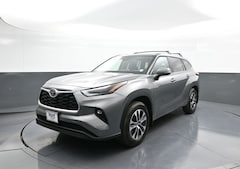 2025 Toyota Highlander XLE XLE AWD