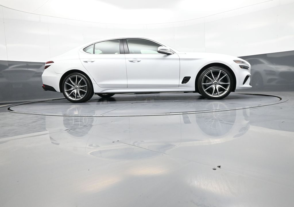 2023 GENESIS G70 Standard - Photo 28