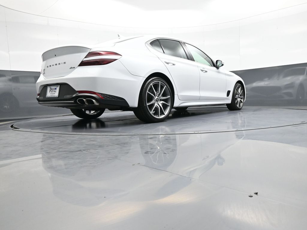 2023 GENESIS G70 Standard - Photo 29