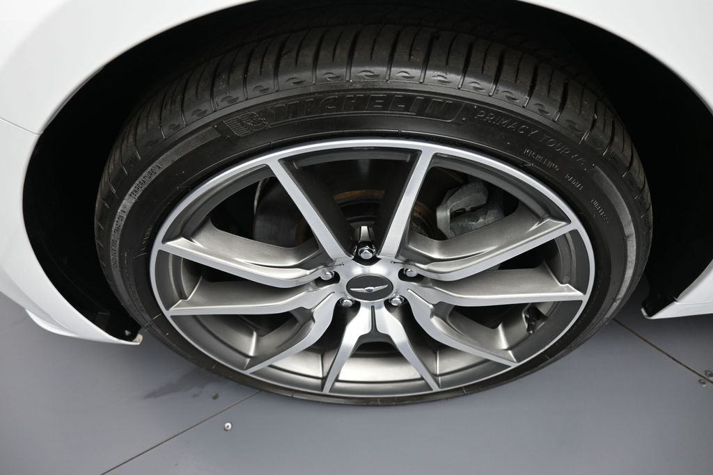 2023 GENESIS G70 Standard - Photo 14