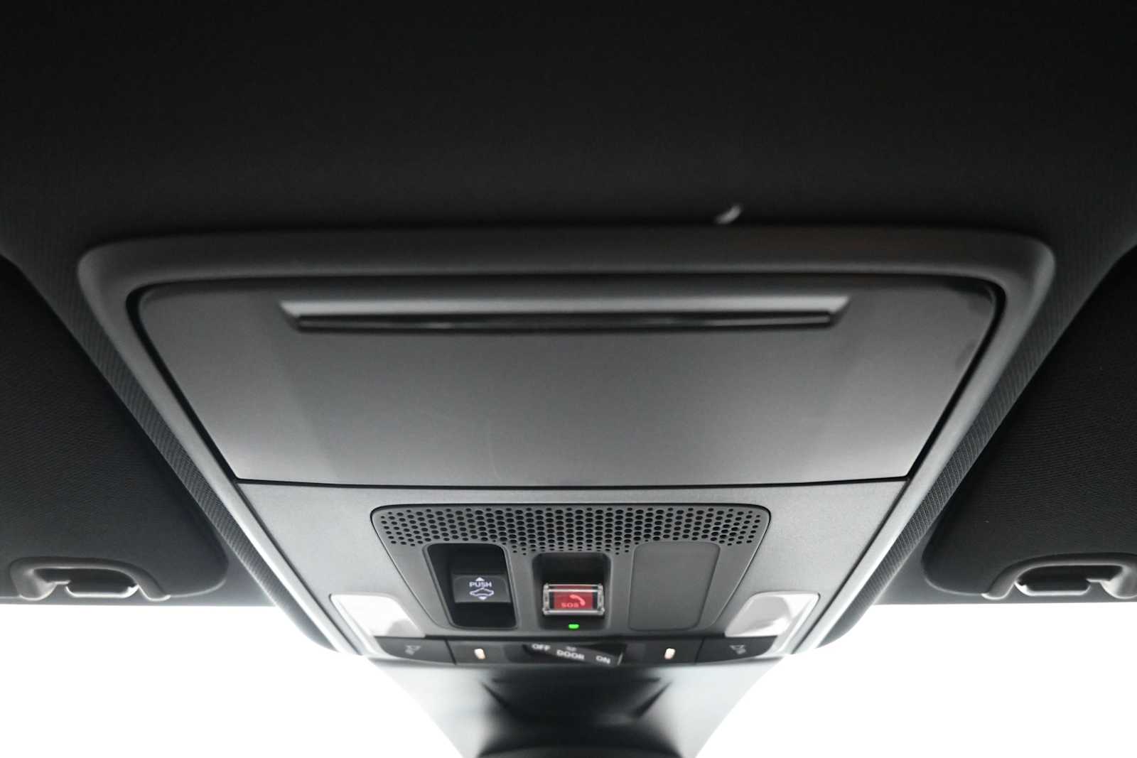2025 Honda Civic Hatchback Sport Touring - Photo 17