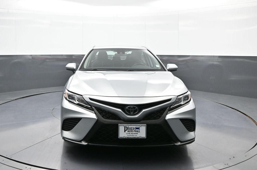 Certified 2020 Toyota Camry SE with VIN 4T1G11AK5LU907370 for sale in Brooklyn, NY