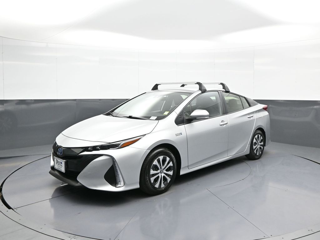 2022 Toyota Prius Prime LE's photo