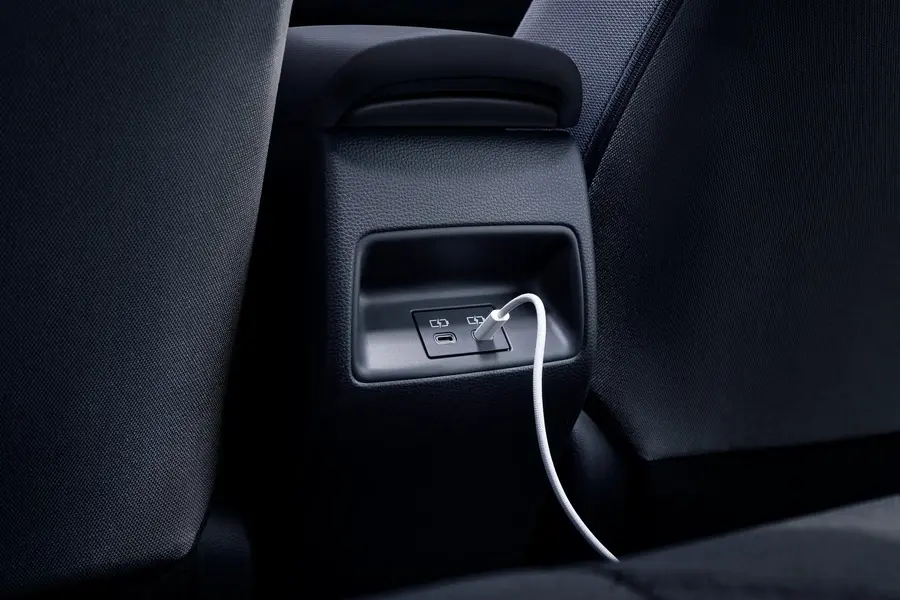 USB-C charging ports for rear passengers in the Toyota Corolla