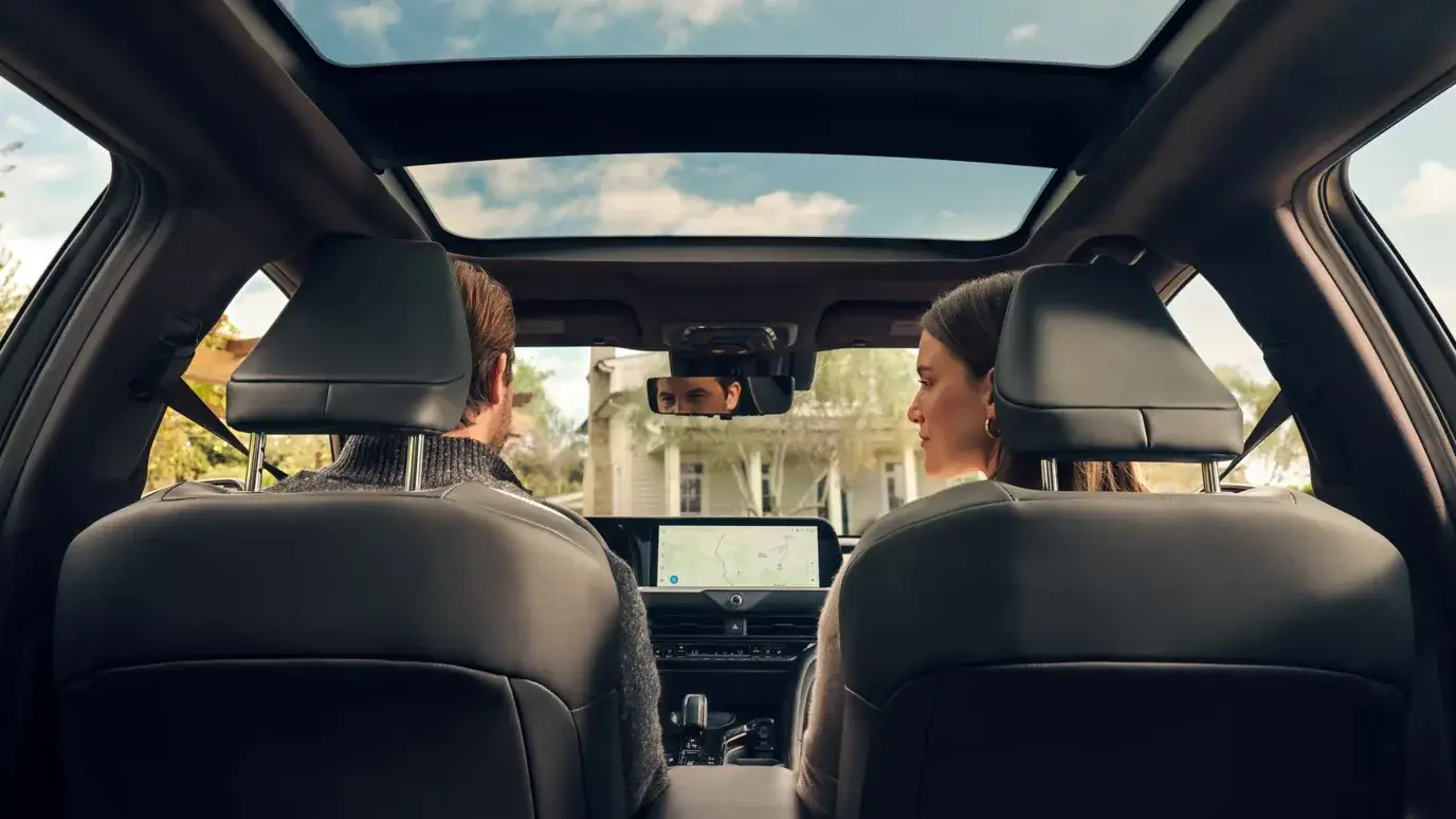 Fixed panoramic glass roof with power sunshade in the Toyota Crown Signia Limited