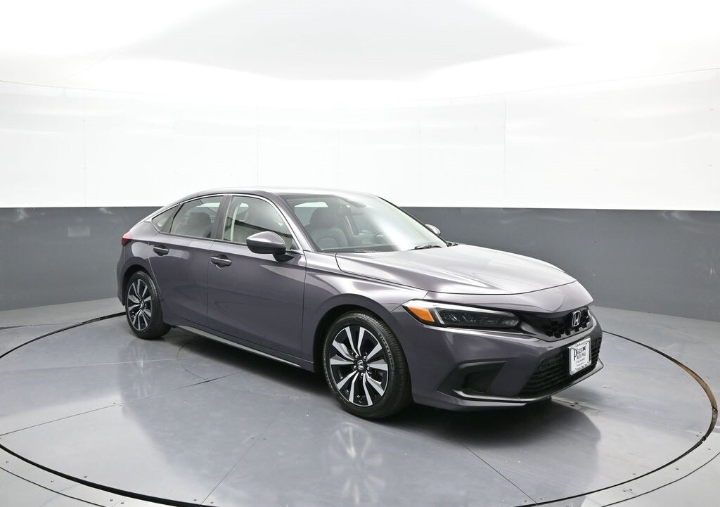 2024 Honda Civic EX-L Hatchback photo 4