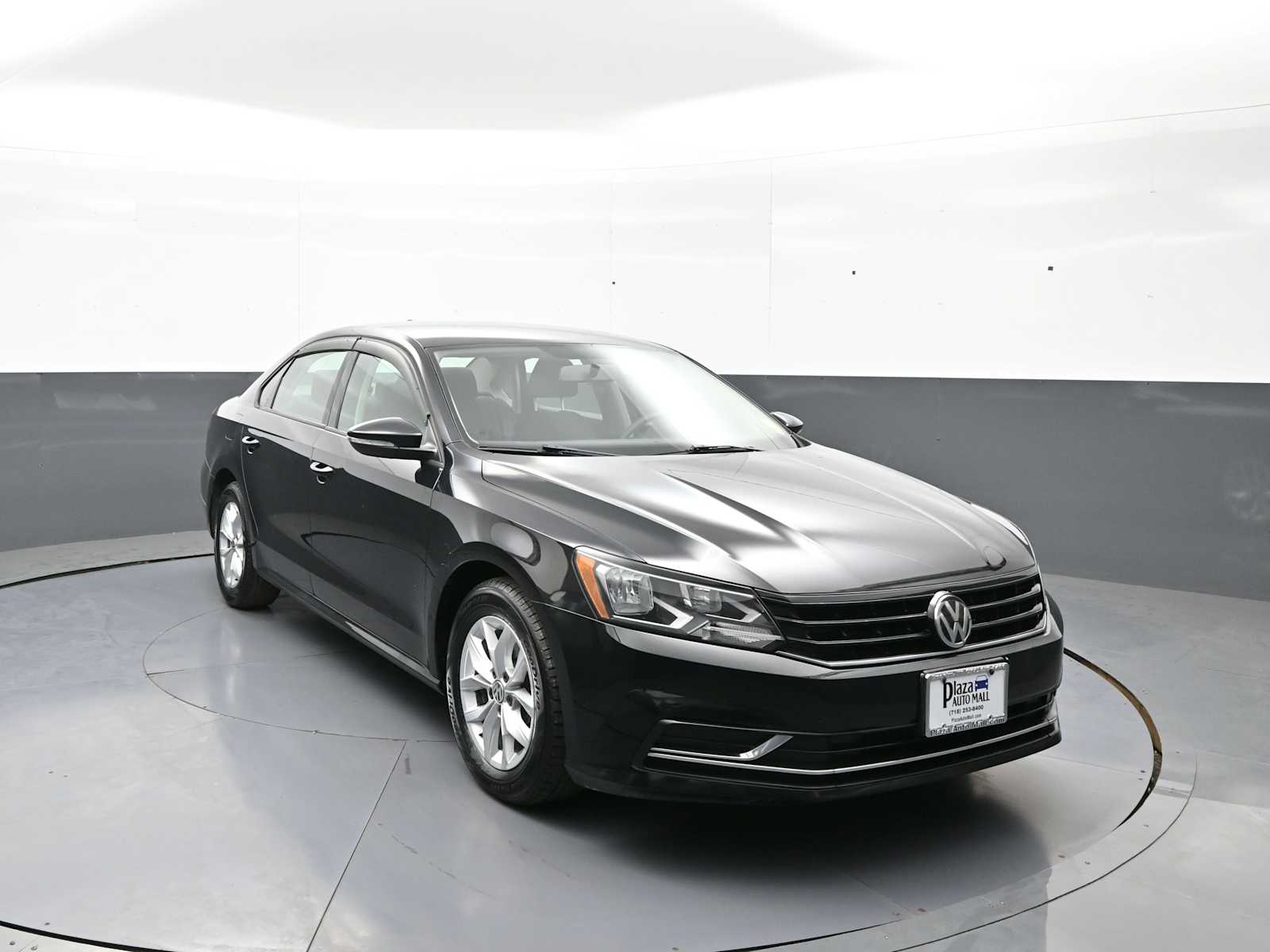 Used 2018 Volkswagen Passat S with VIN 1VWAA7A39JC037127 for sale in Brooklyn, NY