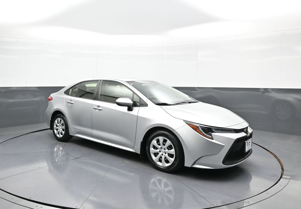 2022 Toyota Corolla LE photo 4