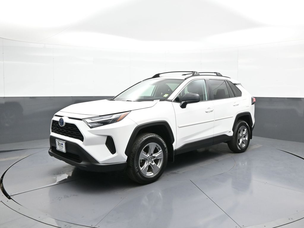 2024 Toyota RAV4 Hybrid LE AWD's photo