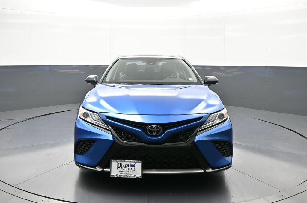 2020 Toyota Camry XSE photo 2