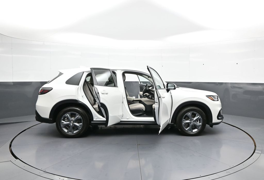 2026 Honda HR-V LX - Photo 40
