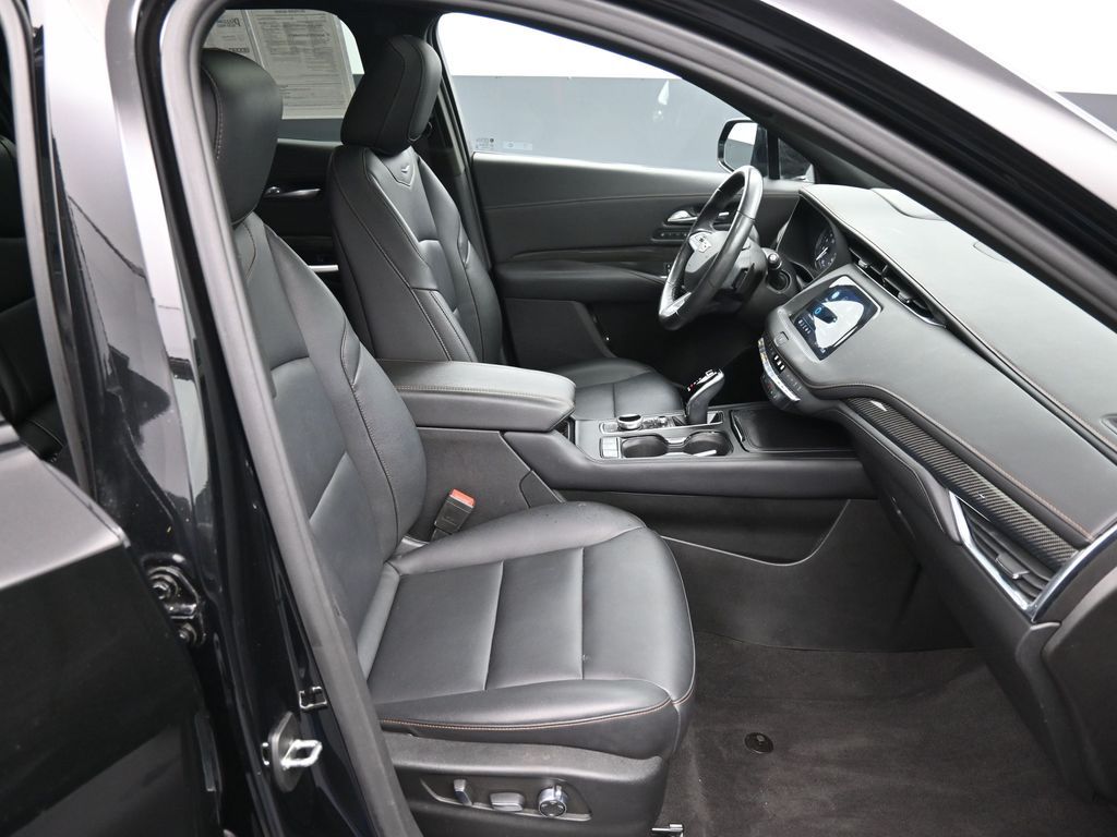 2023 Cadillac XT4 Sport - Photo 26