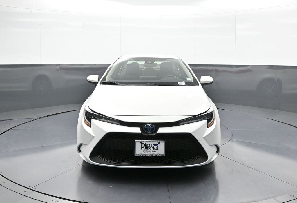 2020 Toyota Corolla Hybrid LE photo 2
