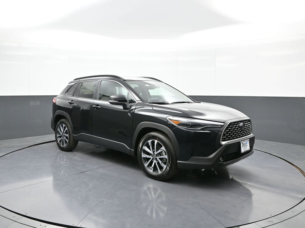 2025 Toyota Corolla Cross XLE photo 4