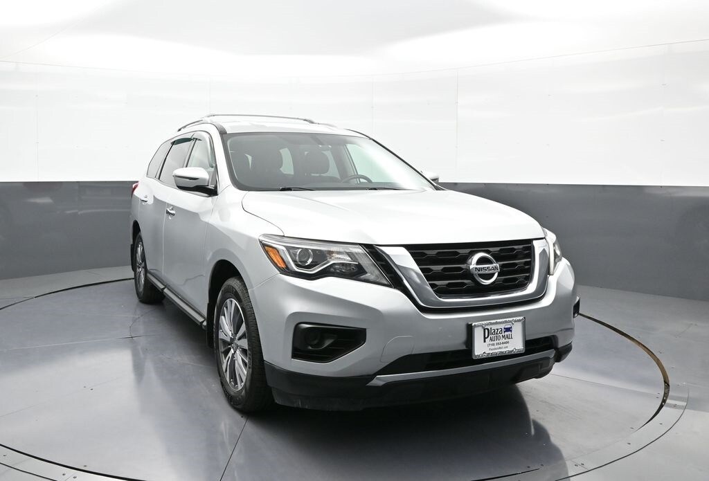 Used 2020 Nissan Pathfinder S SUV