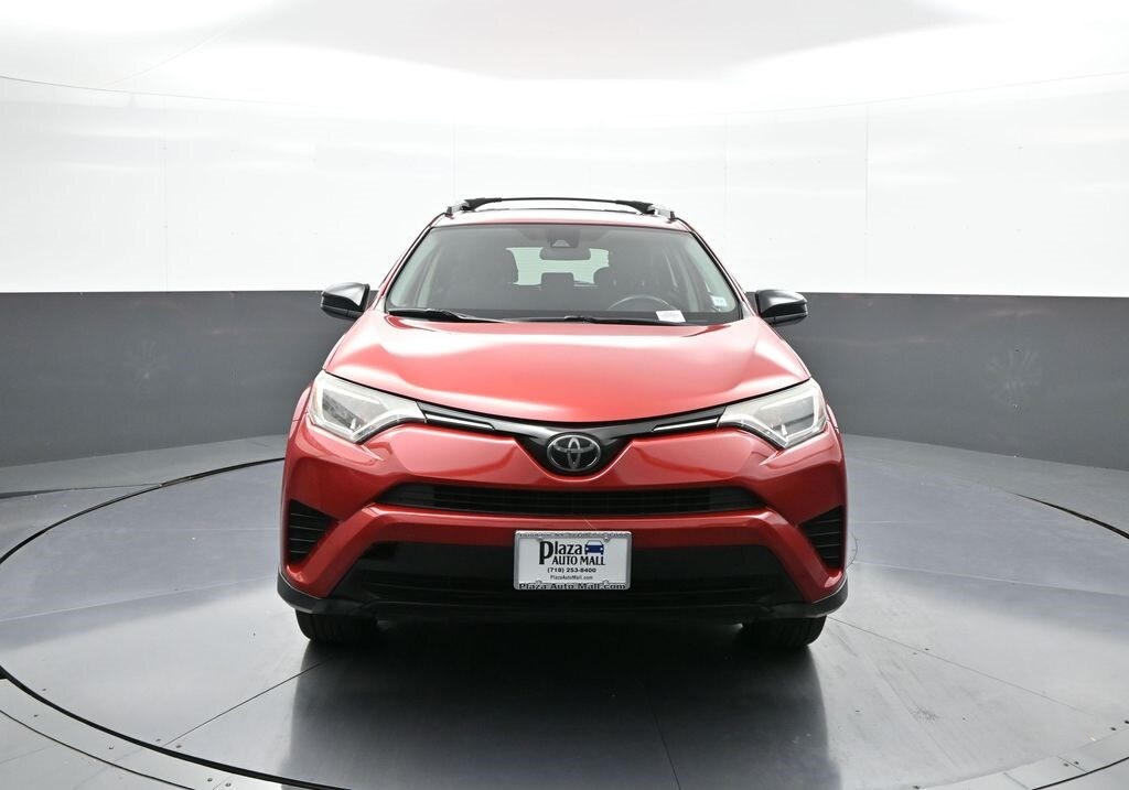 2017 Toyota RAV4 LE photo 2