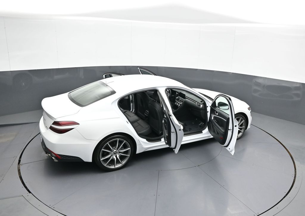 2023 GENESIS G70 Standard - Photo 44