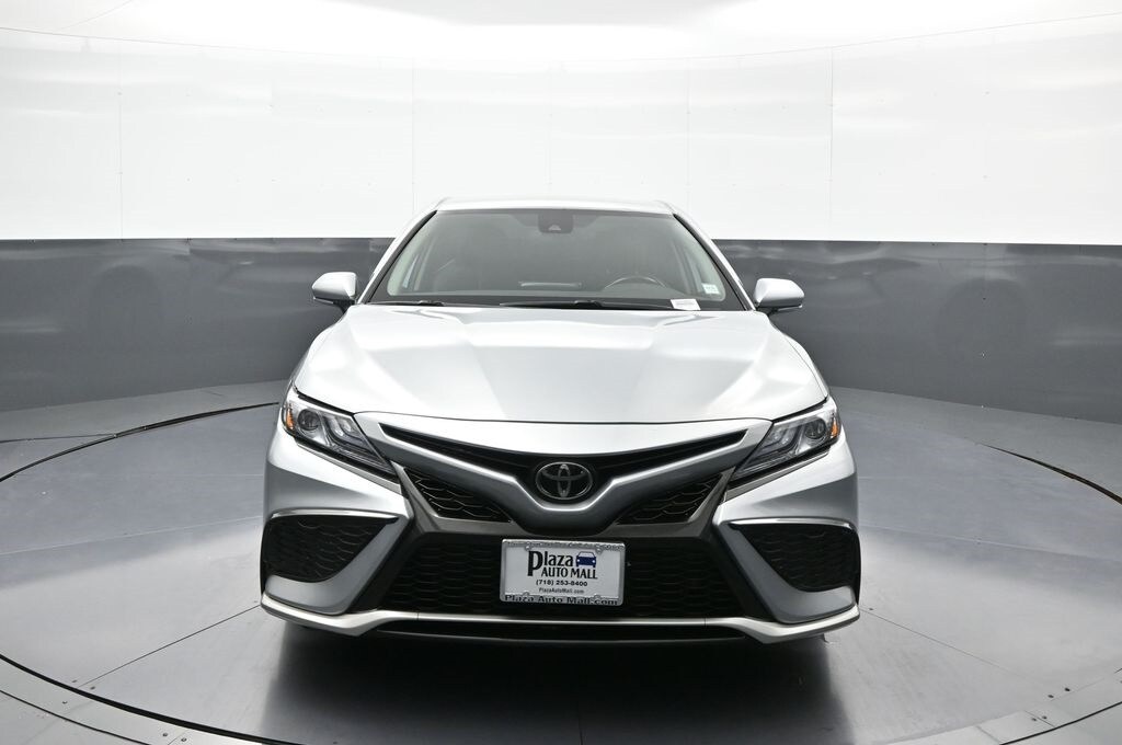 2023 Toyota Camry XSE photo 2