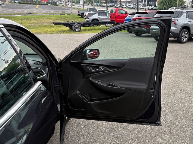 2023 Chevrolet Malibu 1LT - Photo 44