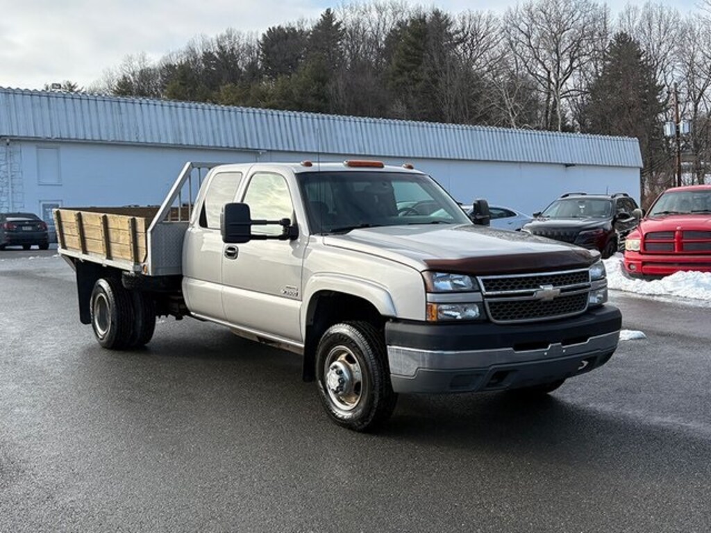 Used 2005 Chevrolet Silverado 3500 Chassis LS Truck Extended Cab