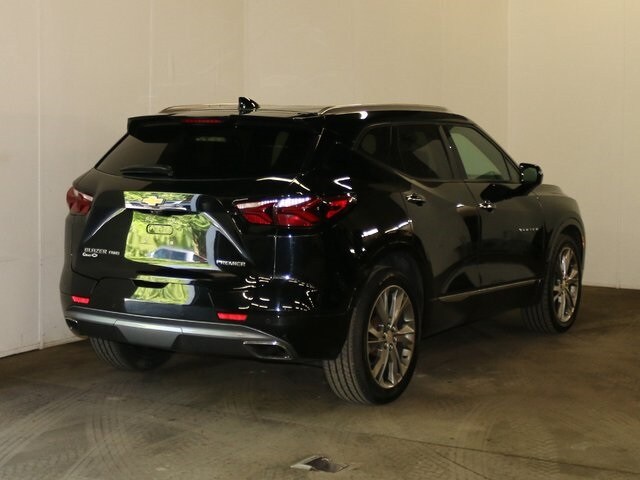 2019 Chevrolet Blazer Premier photo 3