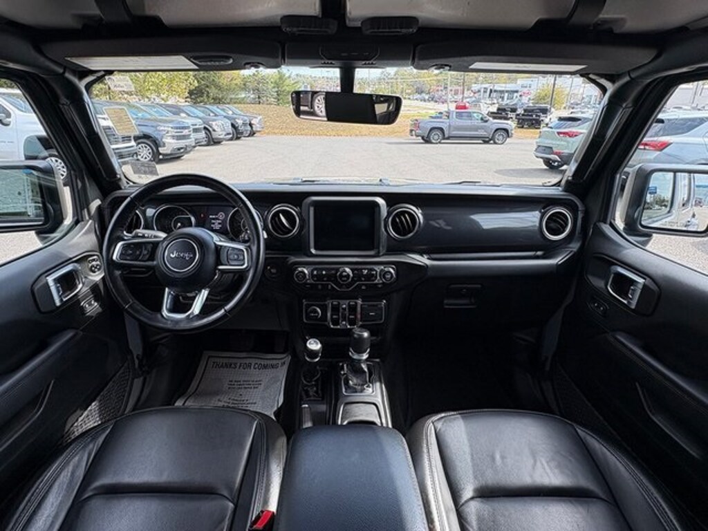 Used 2022 Jeep Wrangler Unlimited Sahara SUV