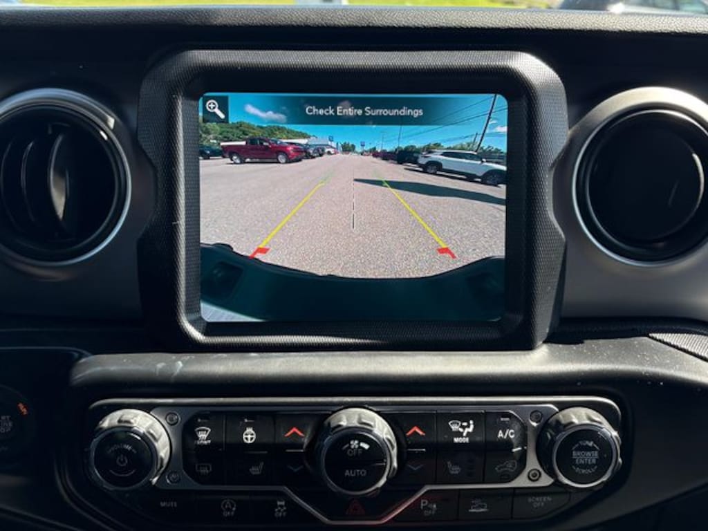 Used 2021 Jeep Gladiator Sport Truck Crew Cab