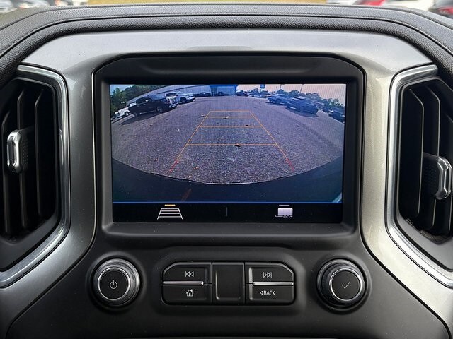 2019 Chevrolet Silverado 1500 LT photo 4