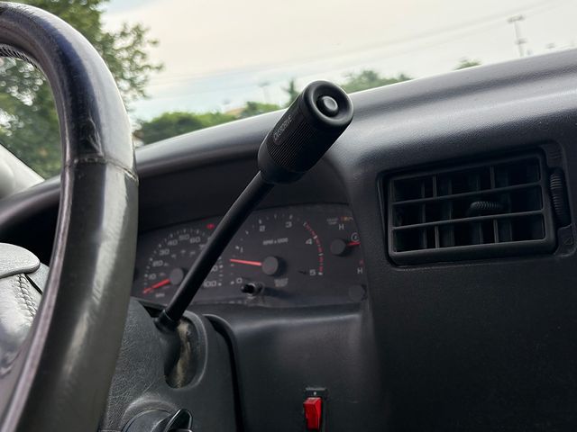2002 Ford F-350 Super Duty XL - Photo 17