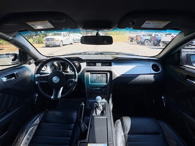 2014 Ford Mustang GT Premium photo 2