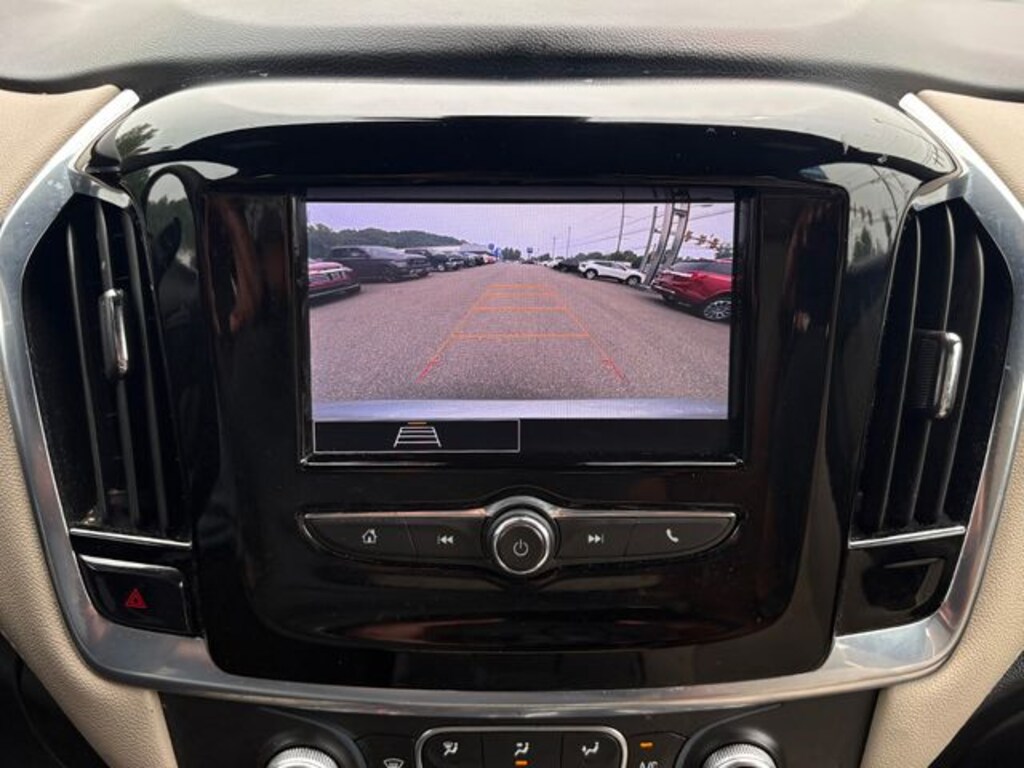 Used 2022 Chevrolet Traverse LS w/1LS SUV