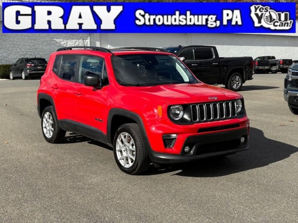 Used 2023 Jeep Renegade Latitude SUV