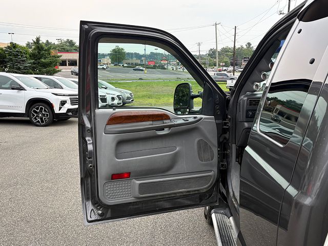 2002 Ford F-350 Super Duty XL - Photo 9