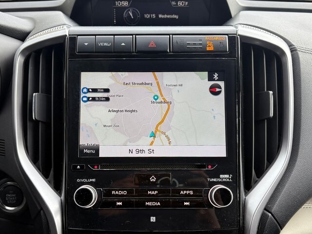 2022 Subaru Ascent Touring photo 3