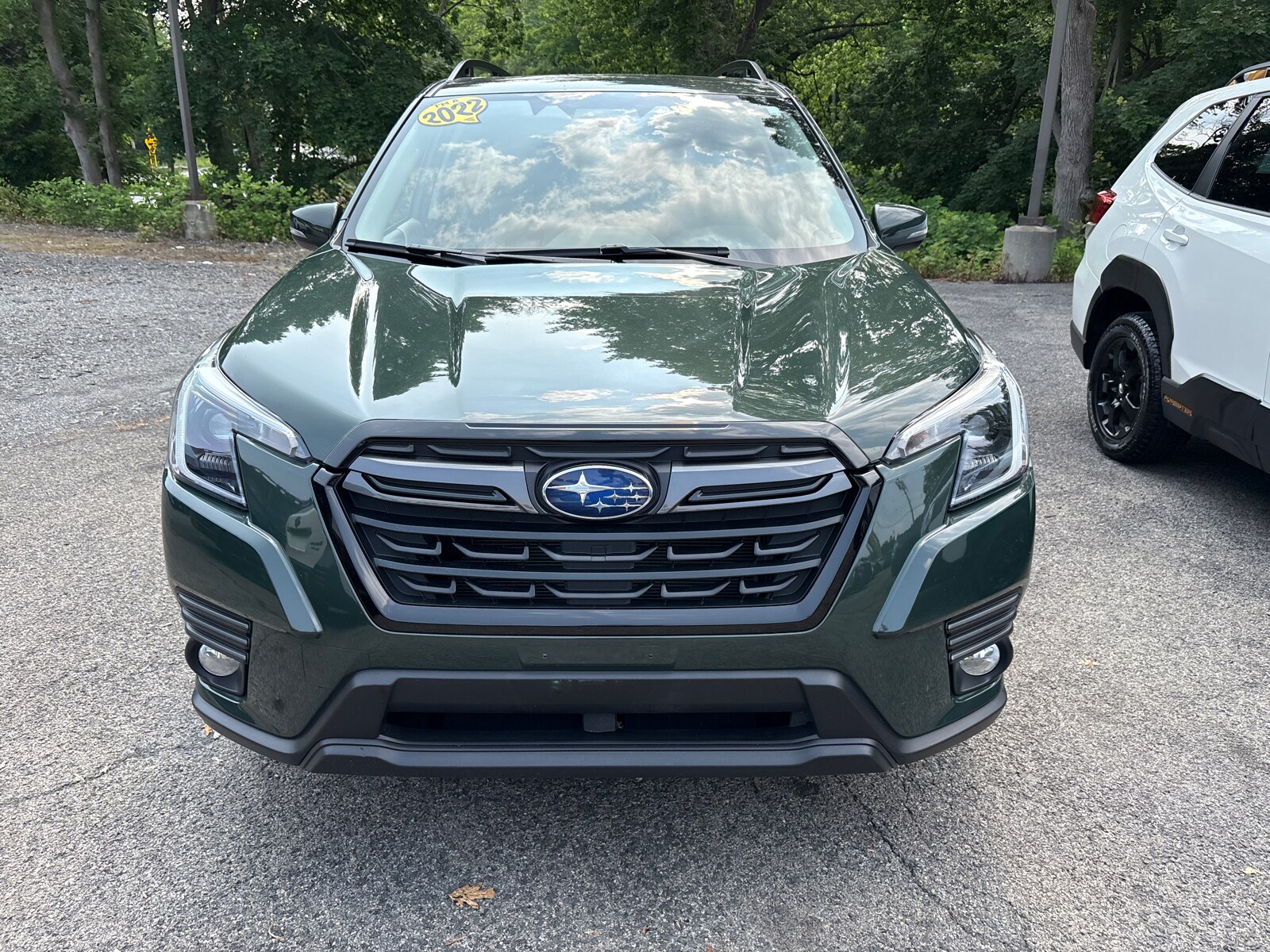 2022 Subaru Forester Limited photo 2