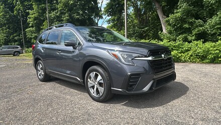 2023 Subaru Ascent Premium 8-Passenger SUV