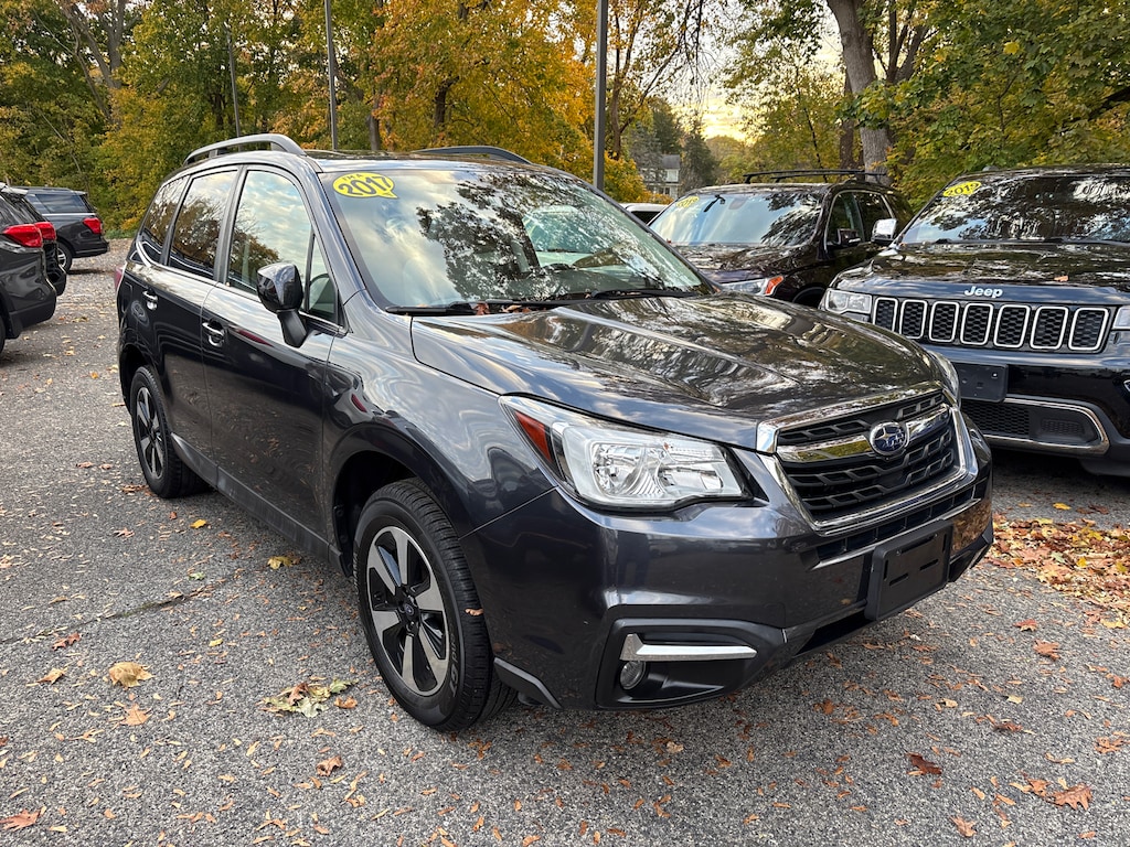 Used 2017 Subaru Forester 2.5i Premium SUV